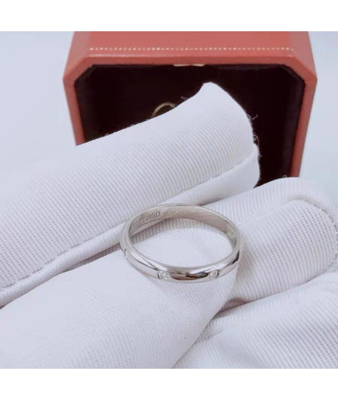 CARTIER Белое платиновое кольцо, фото 6