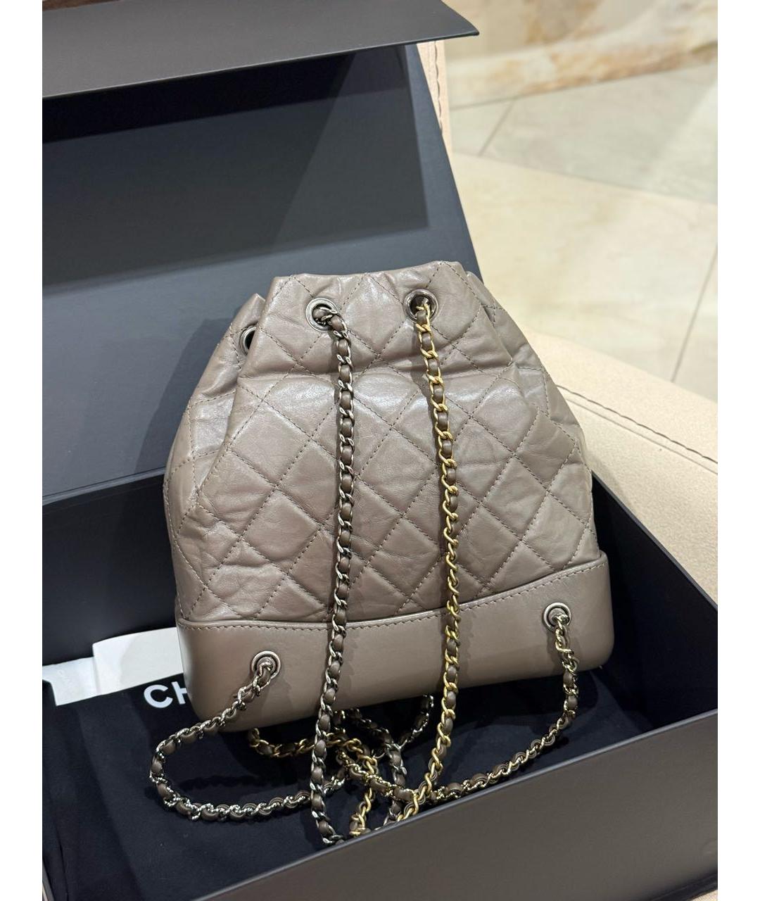 CHANEL Бежевый кожаный рюкзак, фото 3