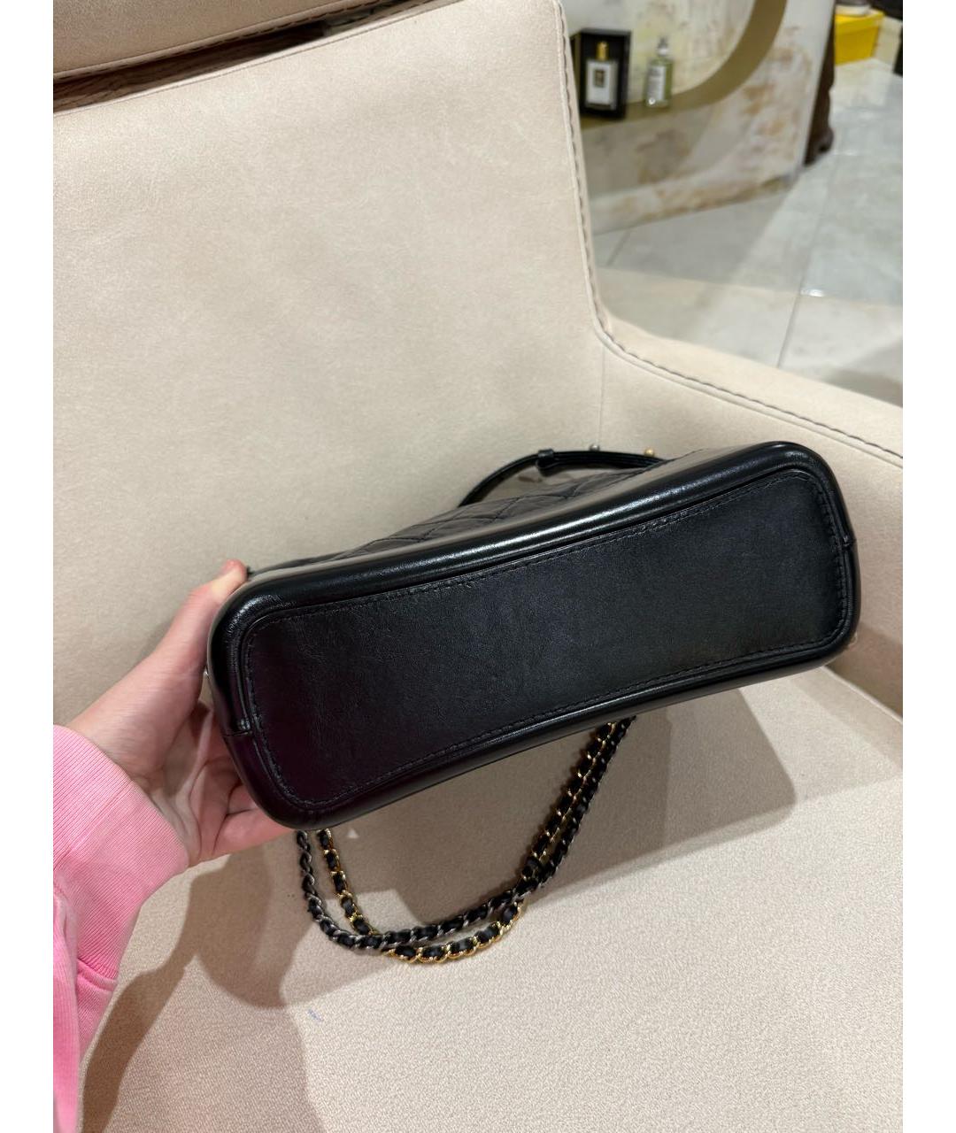 CHANEL Черная кожаная сумка через плечо, фото 6