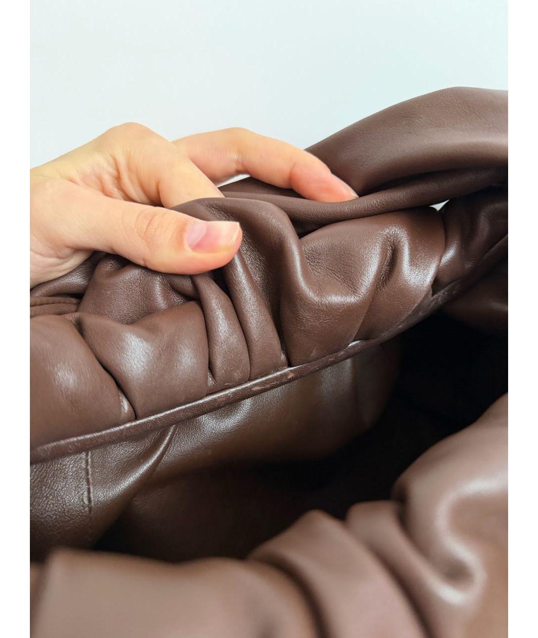 BOTTEGA VENETA Коричневая кожаная сумка с короткими ручками, фото 8