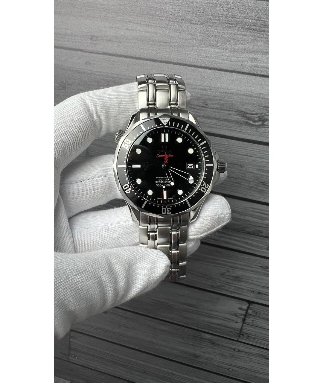 OMEGA Черные металлические часы, фото 2