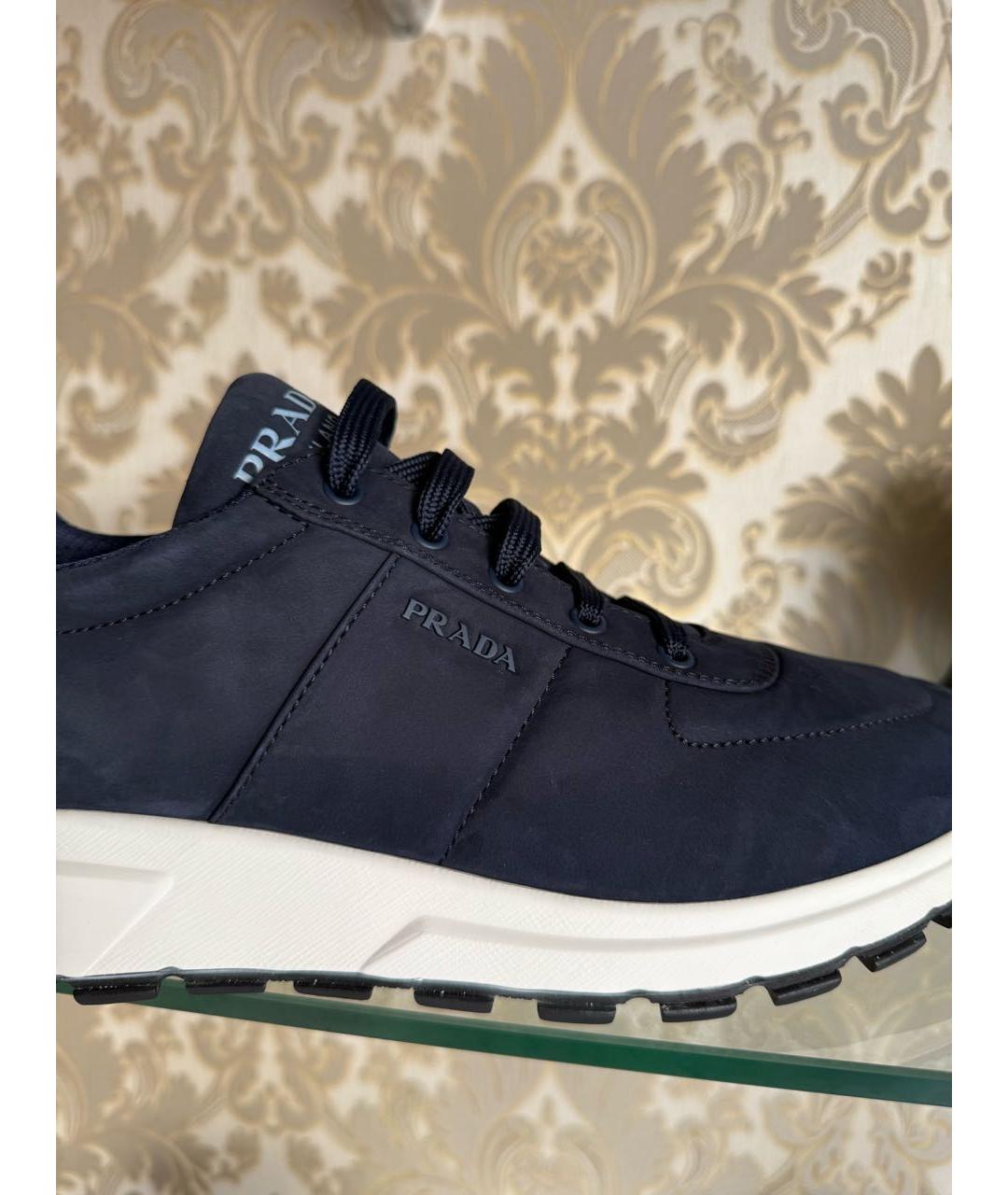 PRADA Темно-синие нубуковые низкие кроссовки / кеды, фото 2