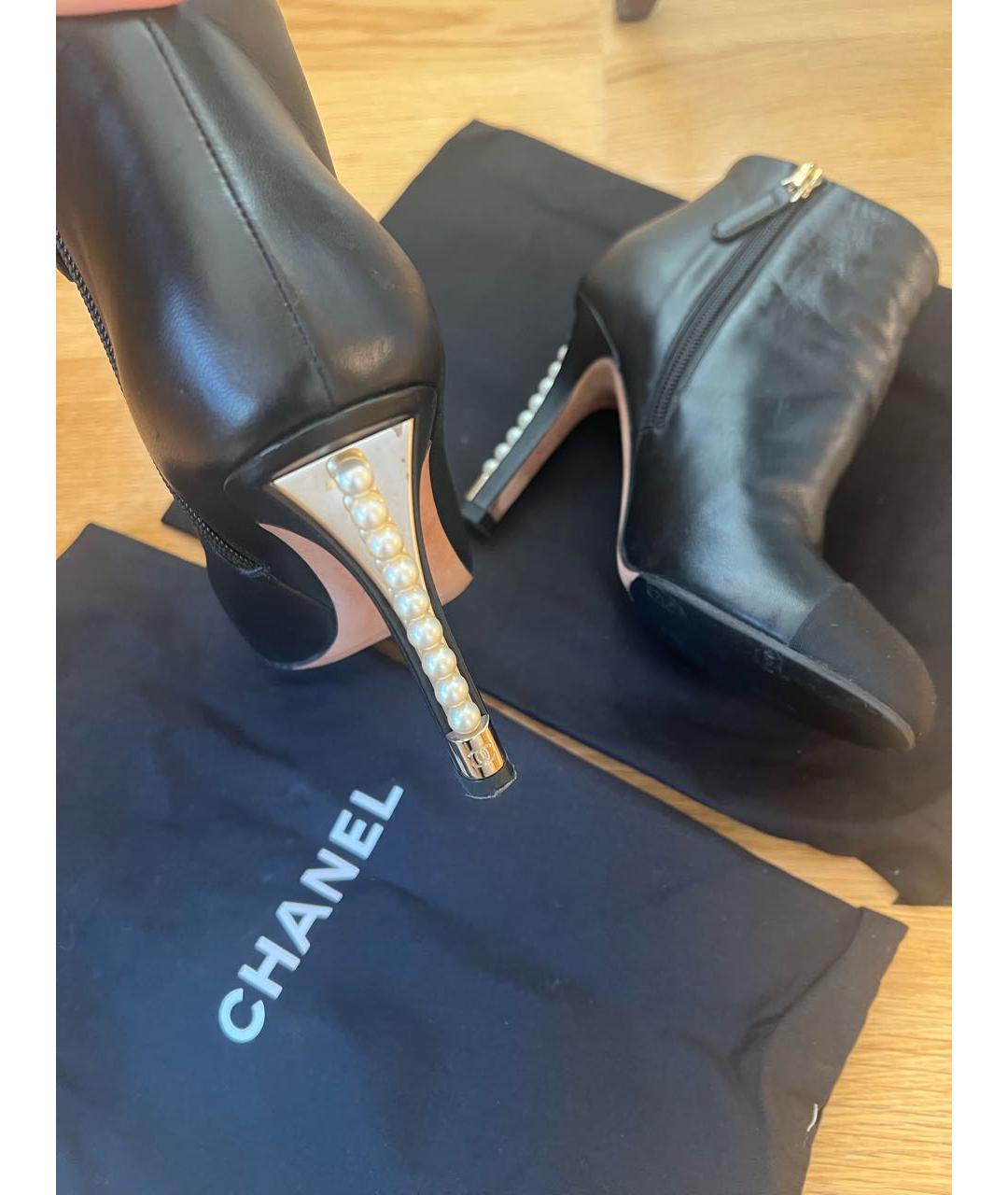 CHANEL Черные кожаные ботильоны, фото 4