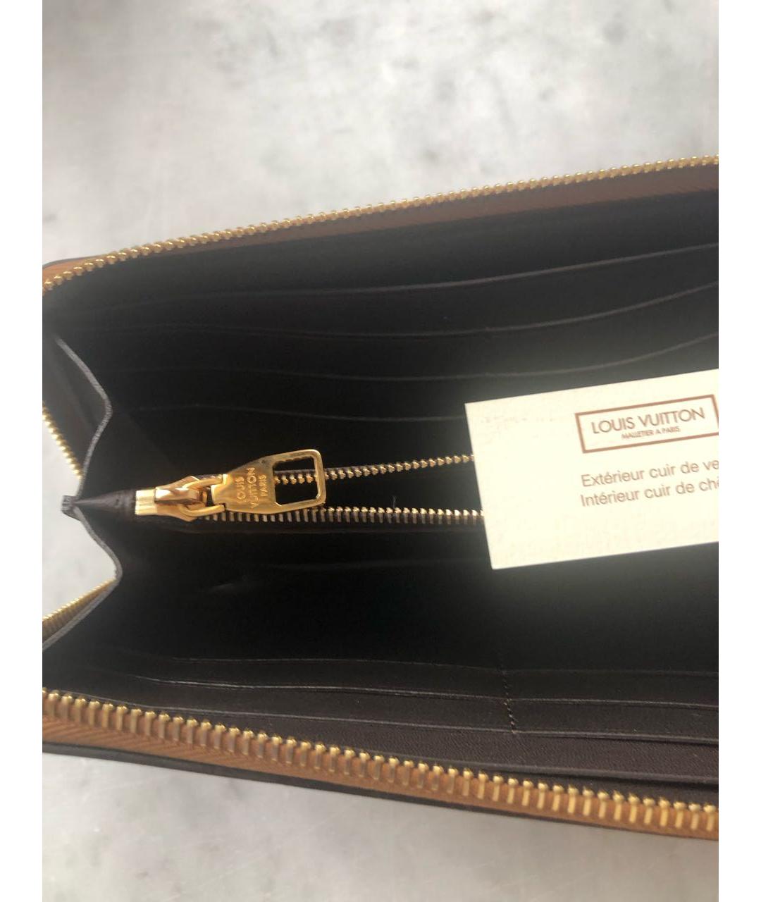 LOUIS VUITTON Бежевый кожаный кошелек, фото 4