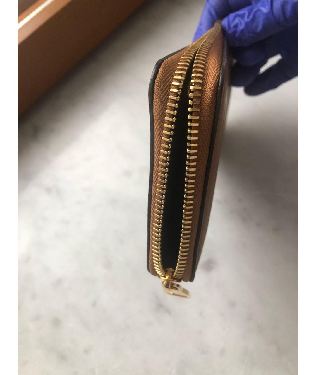 LOUIS VUITTON Бежевый кожаный кошелек, фото 2