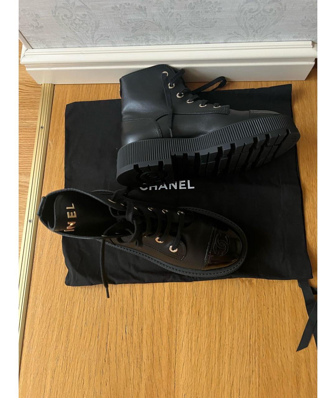 CHANEL Черные кожаные ботинки, фото 2