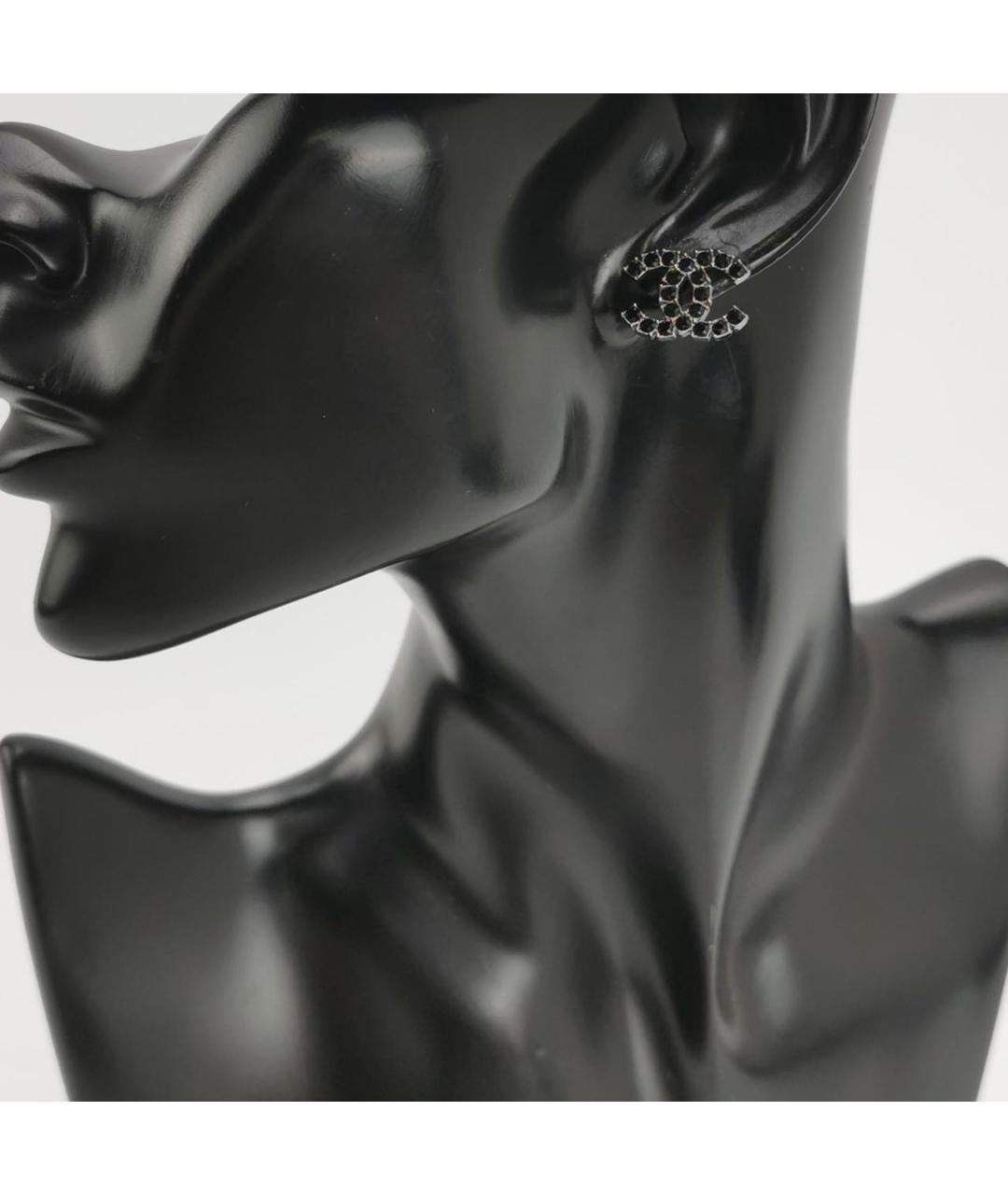 CHANEL Черные металлические серьги, фото 2