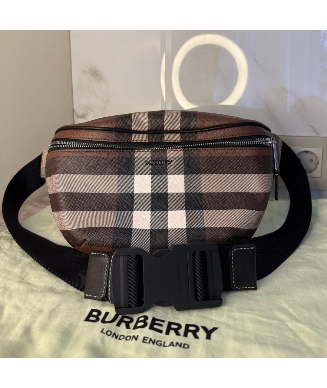BURBERRY Коричневая кожаная поясная сумка, фото 4