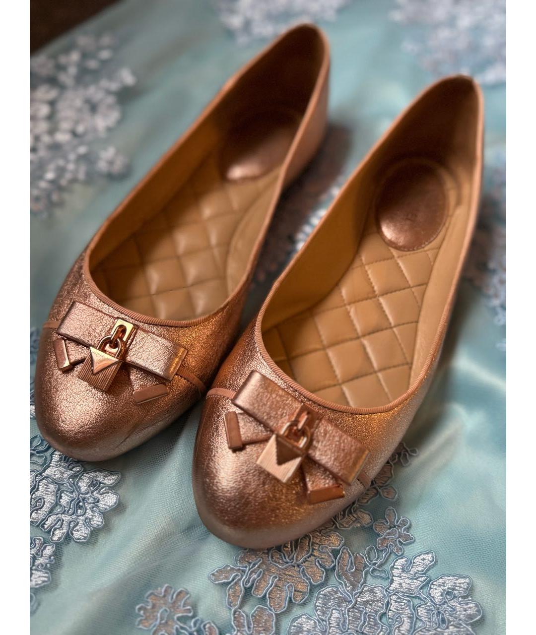 MICHAEL KORS Коралловые кожаные балетки, фото 2