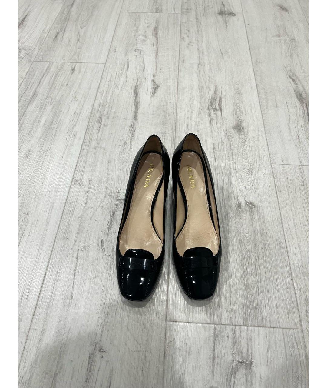 PRADA Черные туфли из лакированной кожи, фото 2