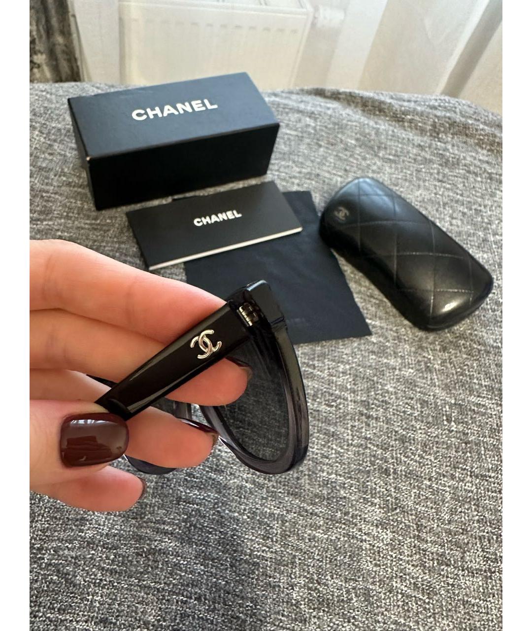 CHANEL Черные пластиковые солнцезащитные очки, фото 2