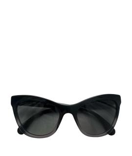 CHANEL Солнцезащитные очки