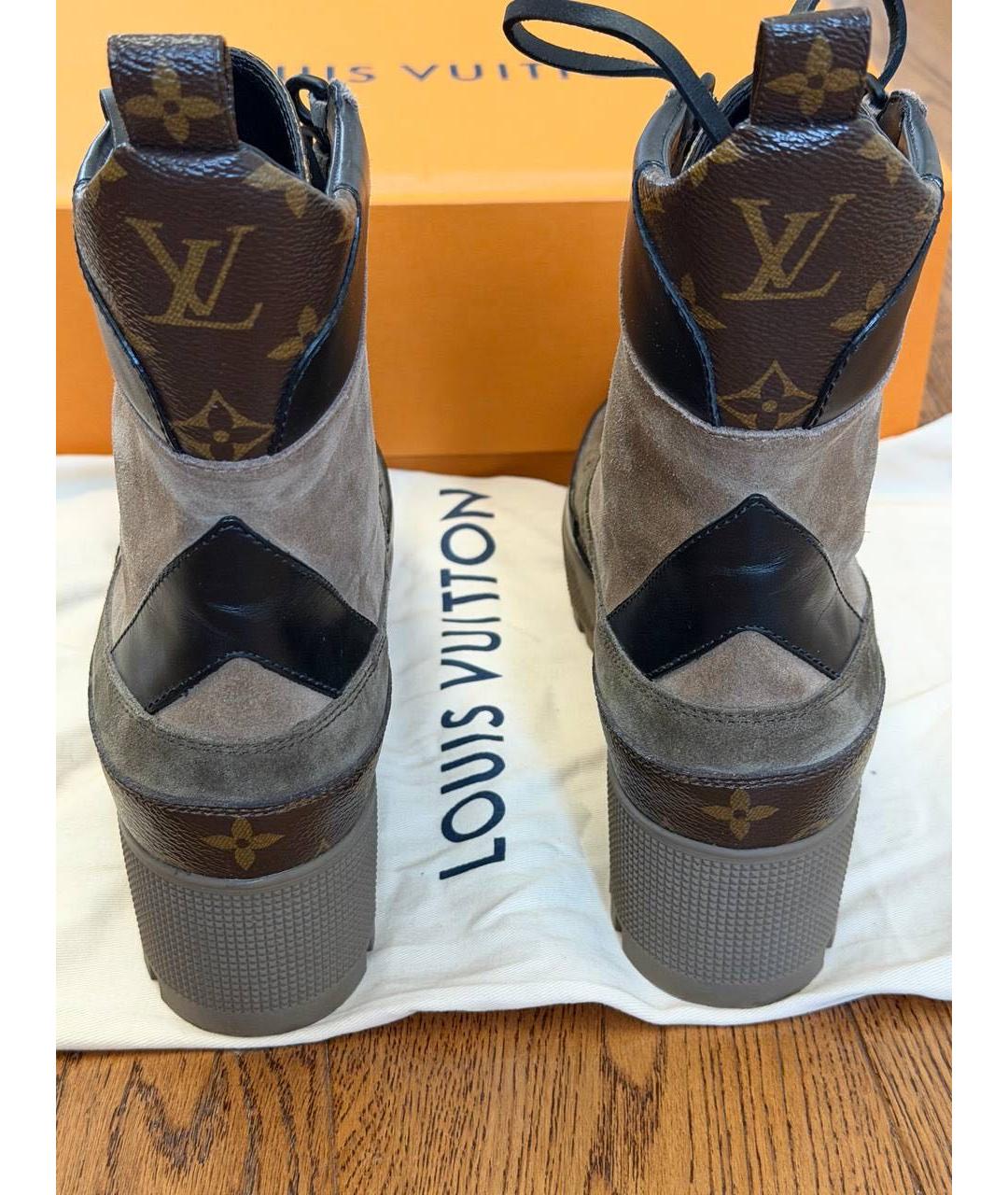 LOUIS VUITTON Бежевые замшевые ботинки, фото 2