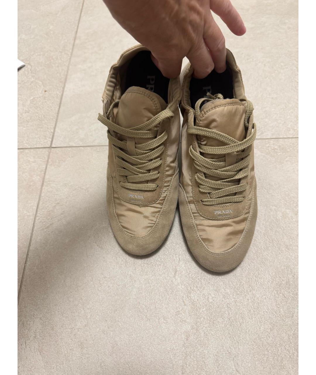 PRADA Бежевые замшевые кроссовки, фото 5