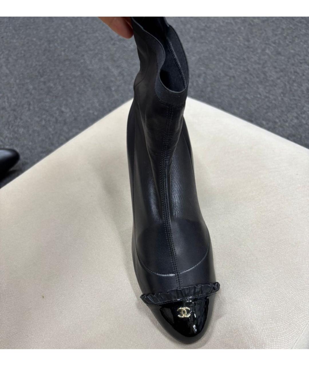 CHANEL Черные кожаные ботильоны, фото 6