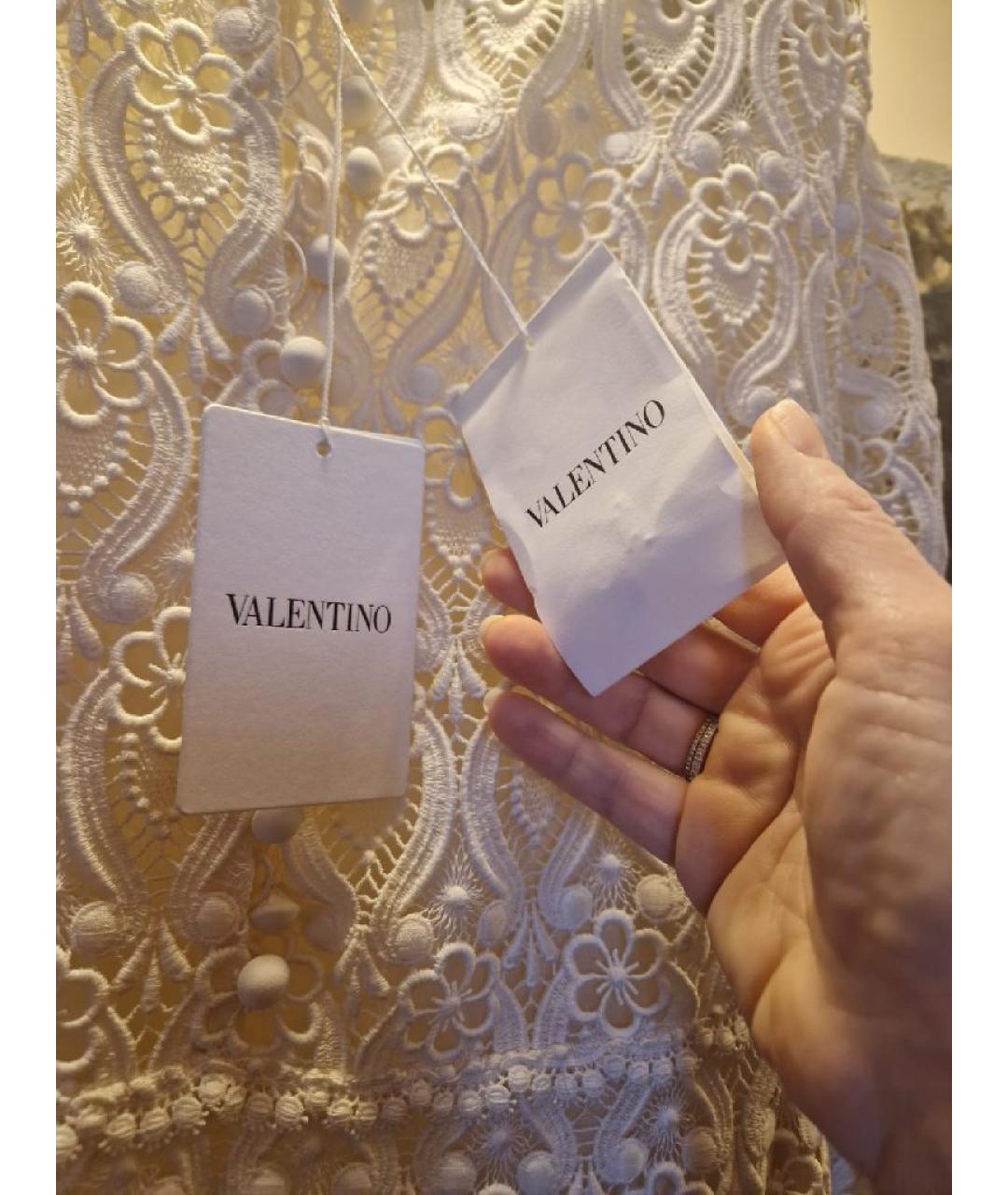 VALENTINO Белое кружевное коктейльное платье, фото 4