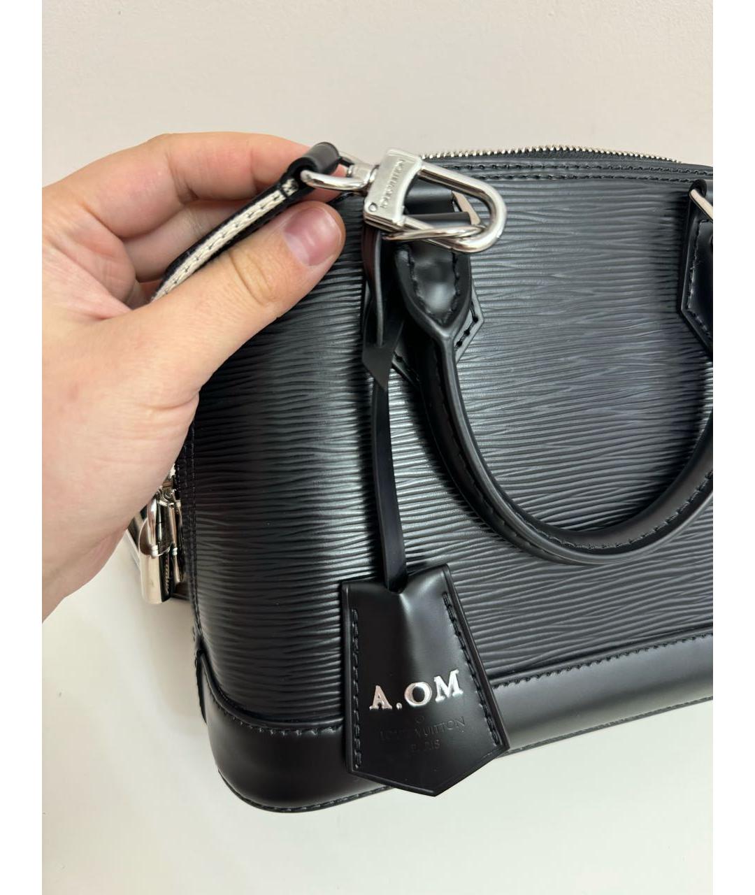 LOUIS VUITTON Черная кожаная сумка с короткими ручками, фото 5