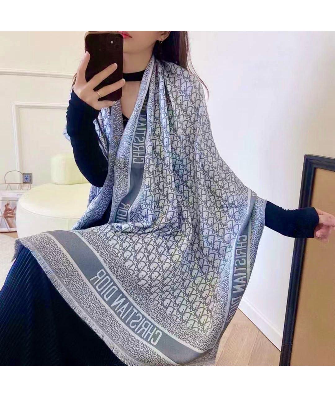 CHRISTIAN DIOR Голубой шерстяной платок, фото 2