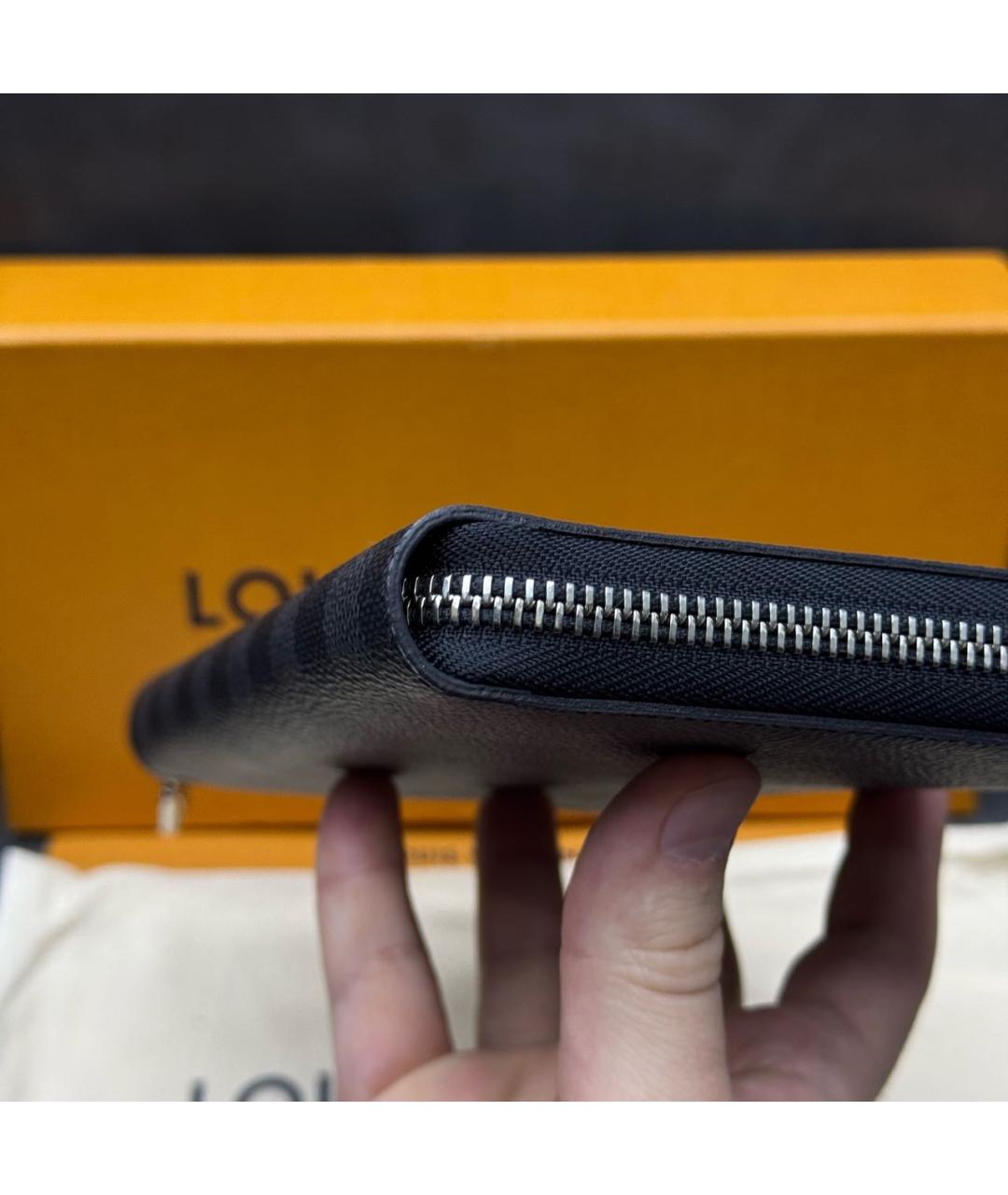 LOUIS VUITTON Антрацитовый кошелек, фото 3