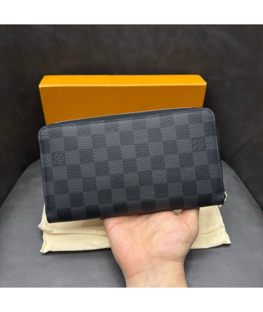 LOUIS VUITTON Антрацитовый кошелек, фото 6