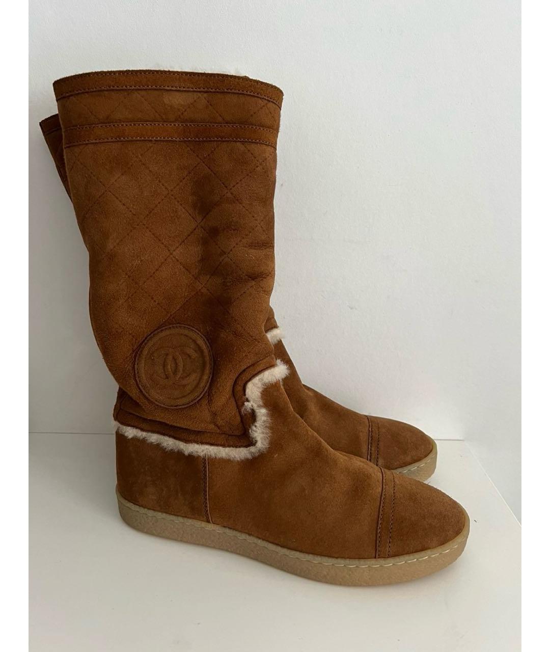 CHANEL Коричневые замшевые сапоги, фото 7