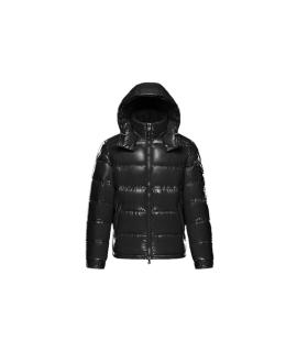 MONCLER Пуховик
