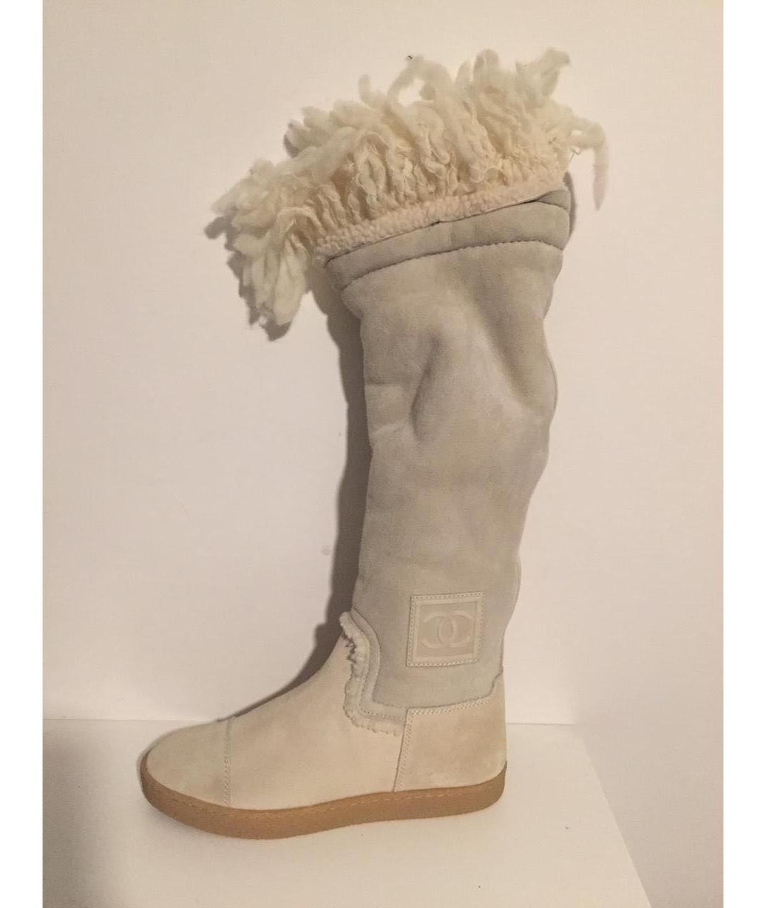 CHANEL Серые замшевые сапоги, фото 2
