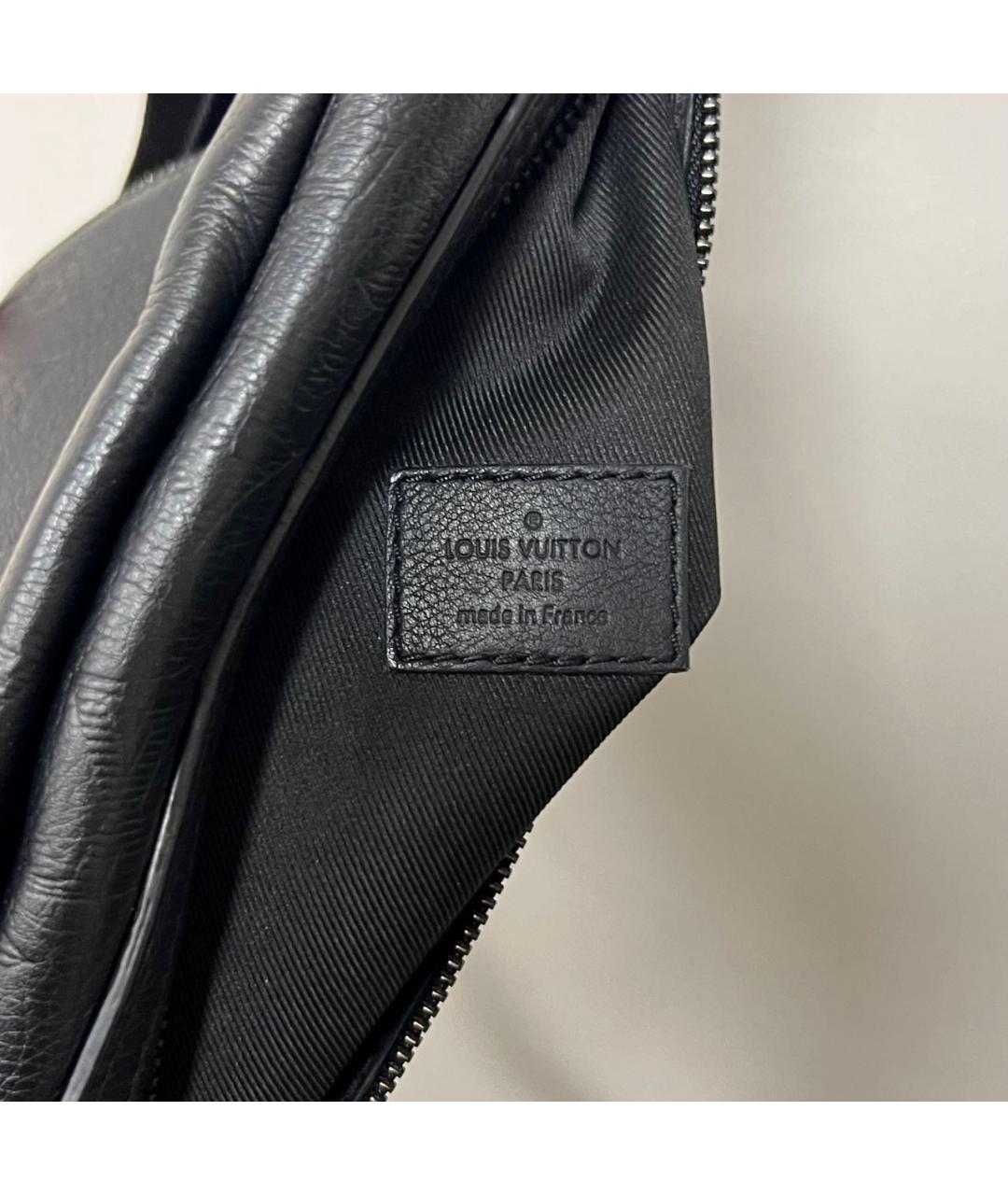 LOUIS VUITTON Черная кожаная сумка на плечо, фото 6