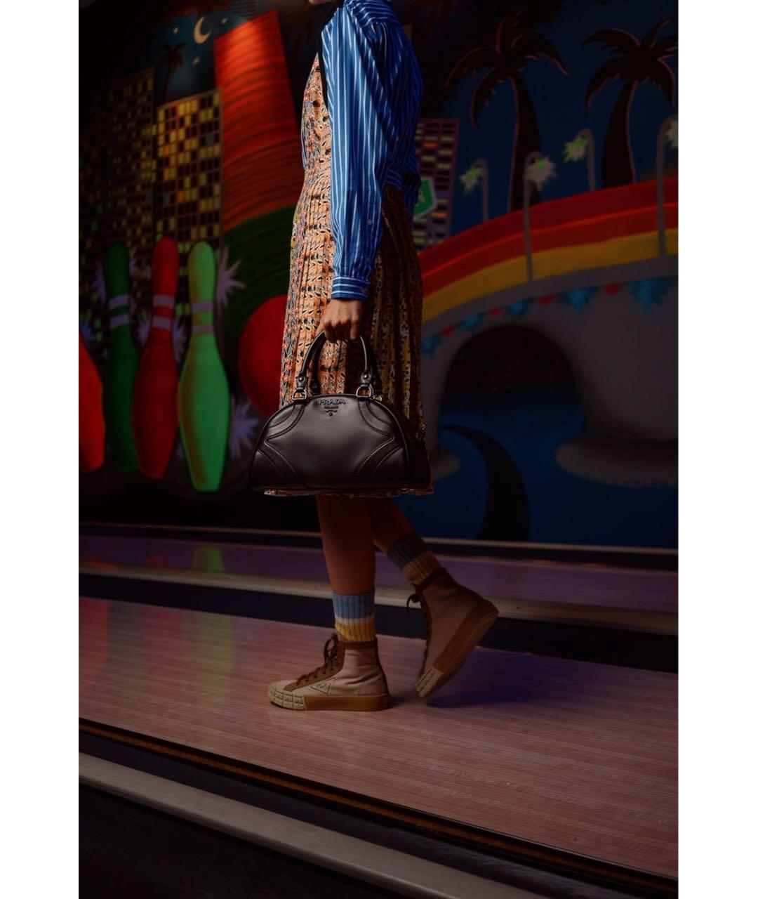 PRADA Бежевые текстильные кеды, фото 8