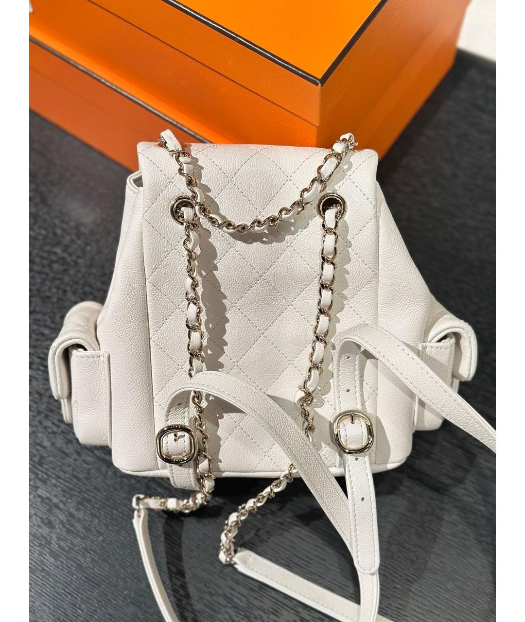 CHANEL Белый кожаный рюкзак, фото 2