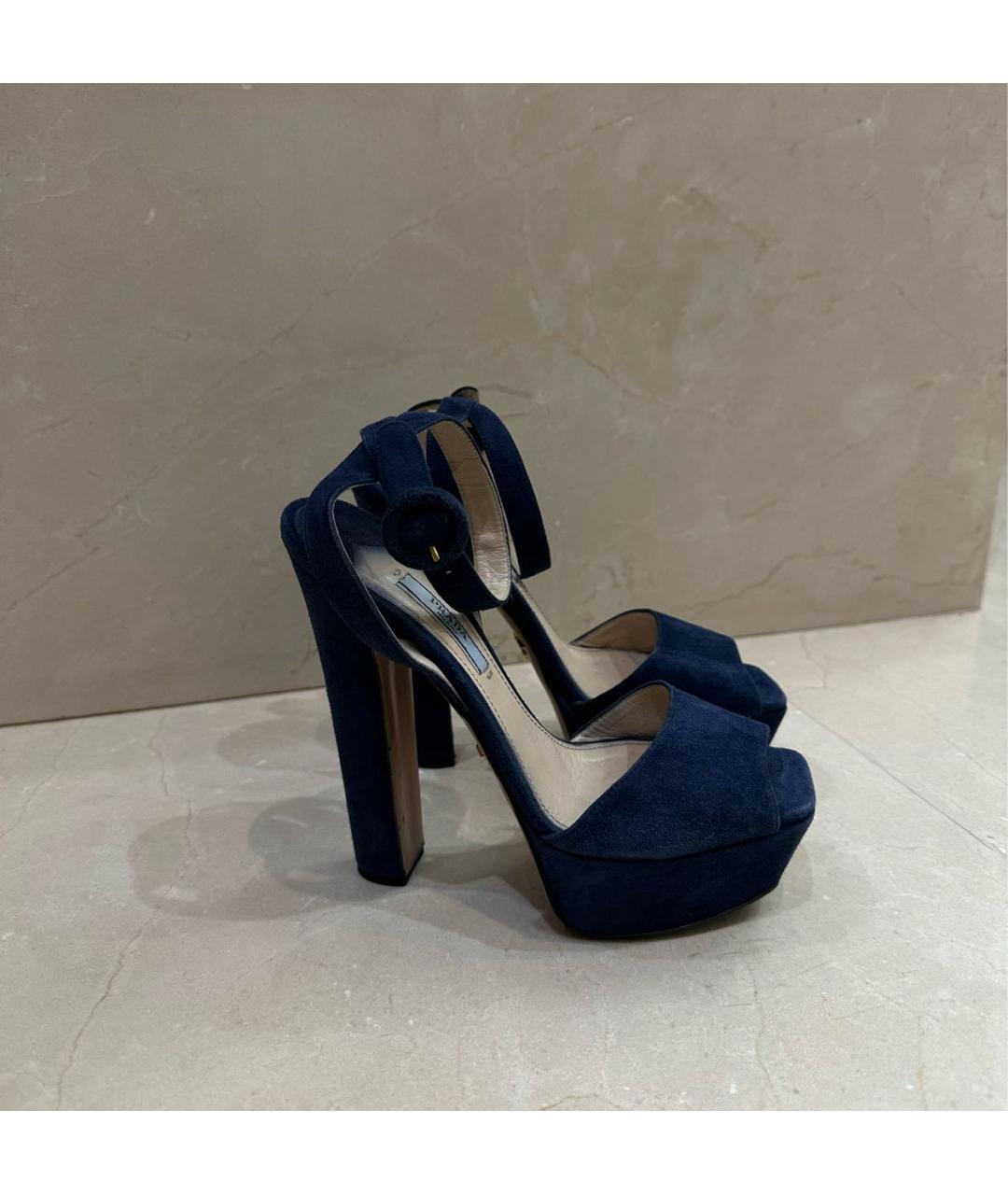PRADA Синие замшевые босоножки, фото 7
