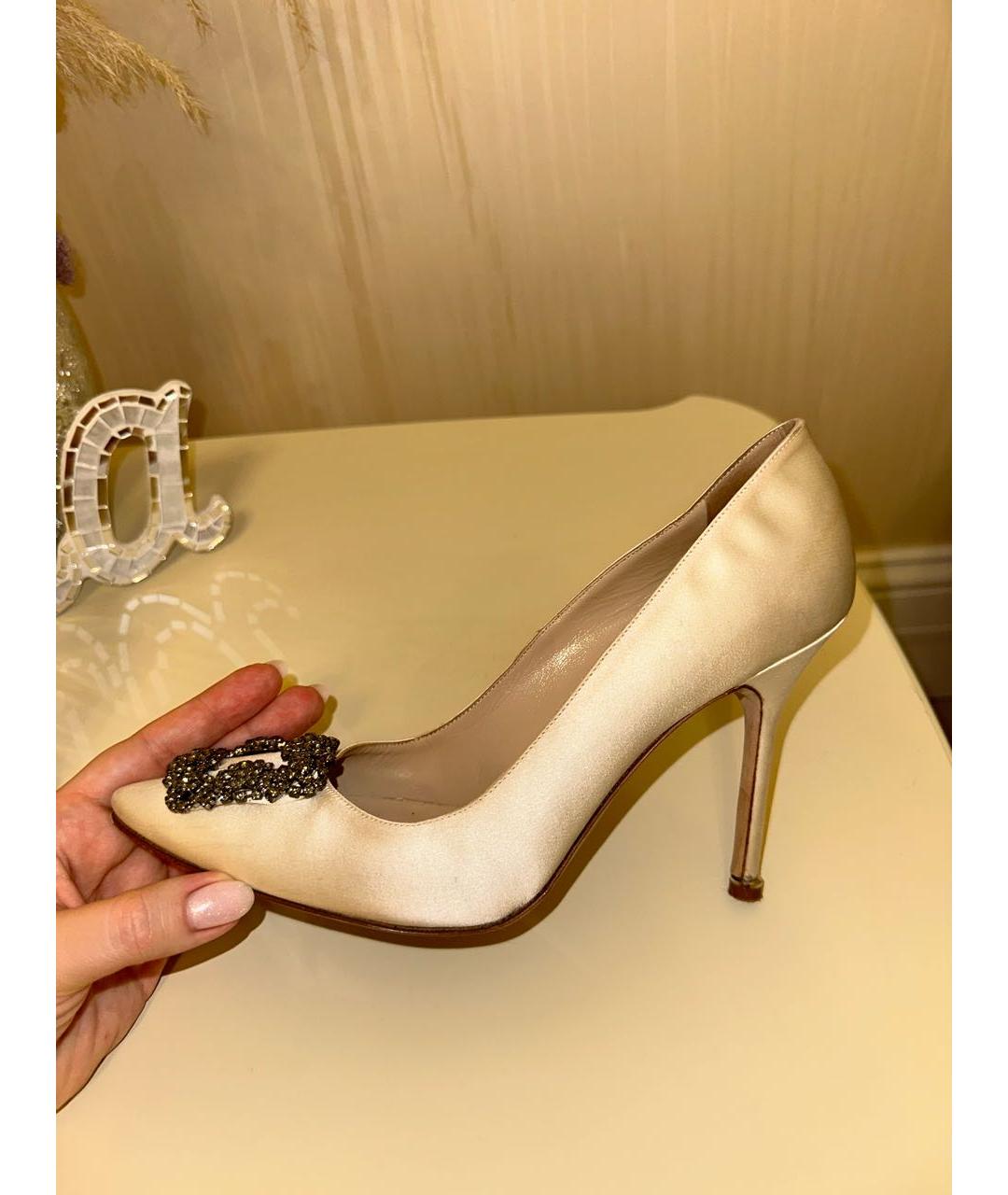 MANOLO BLAHNIK Бежевые текстильные туфли, фото 6