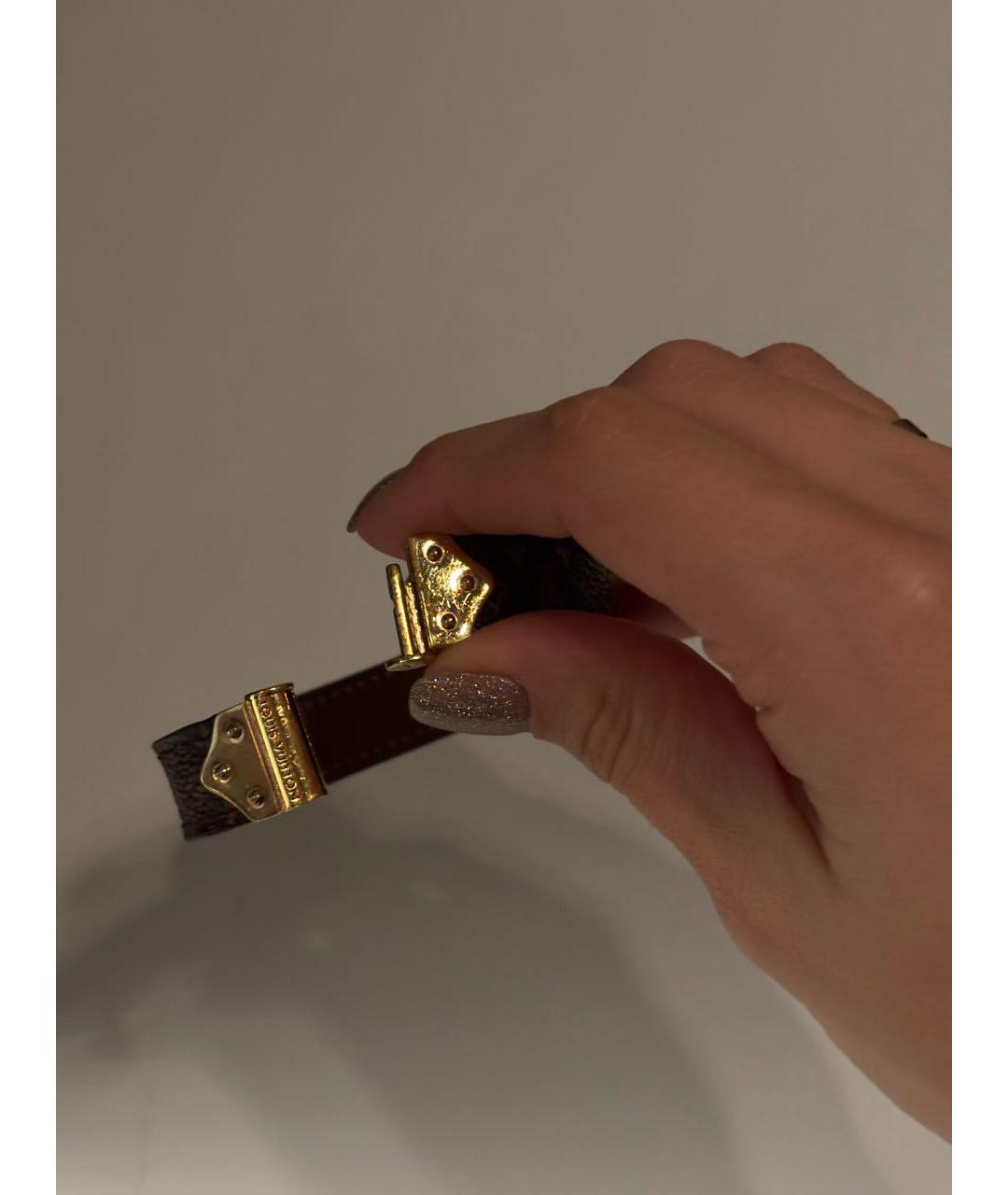 LOUIS VUITTON Коричневый кожаный браслет, фото 2