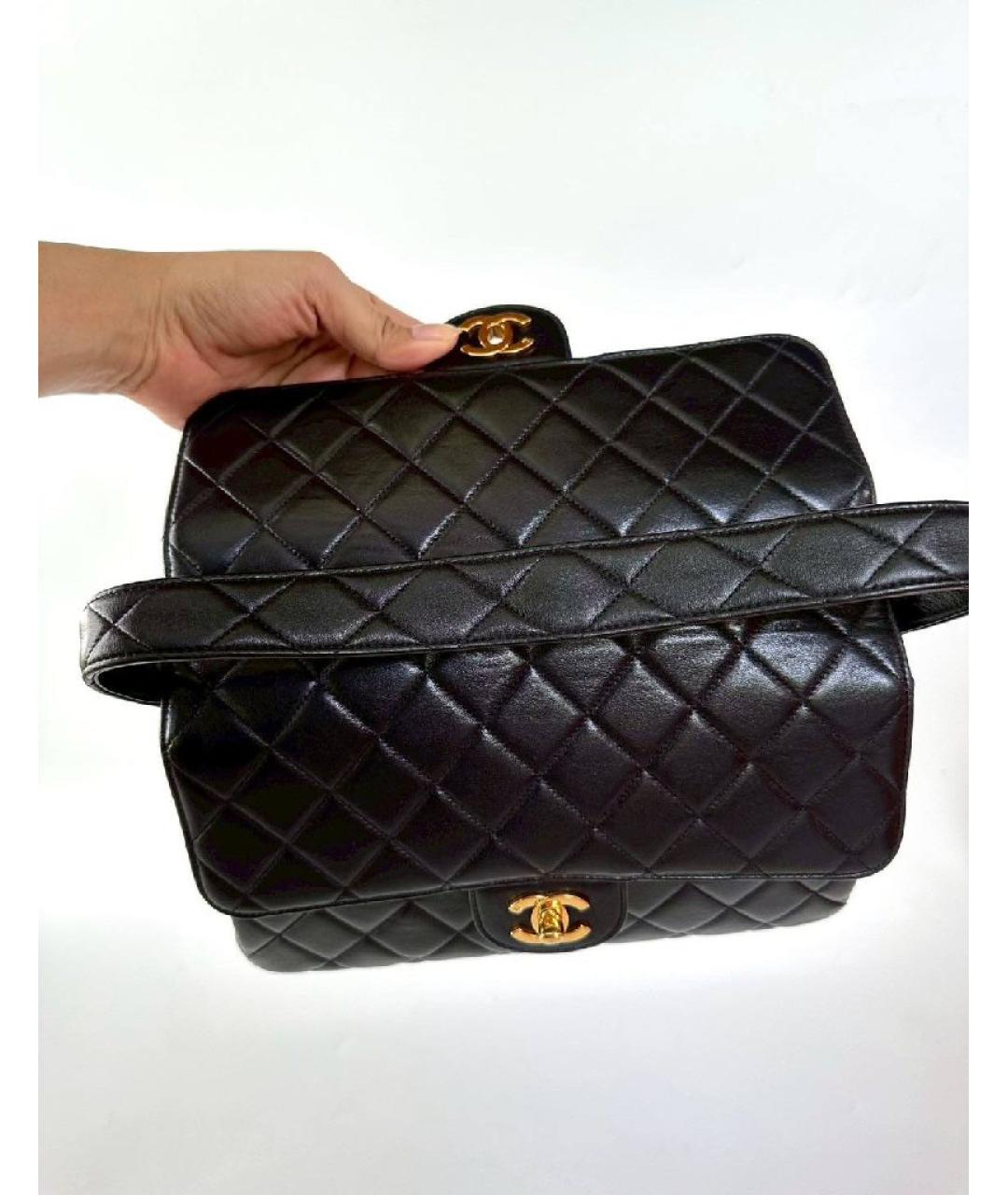 CHANEL Черная кожаная сумка с короткими ручками, фото 3