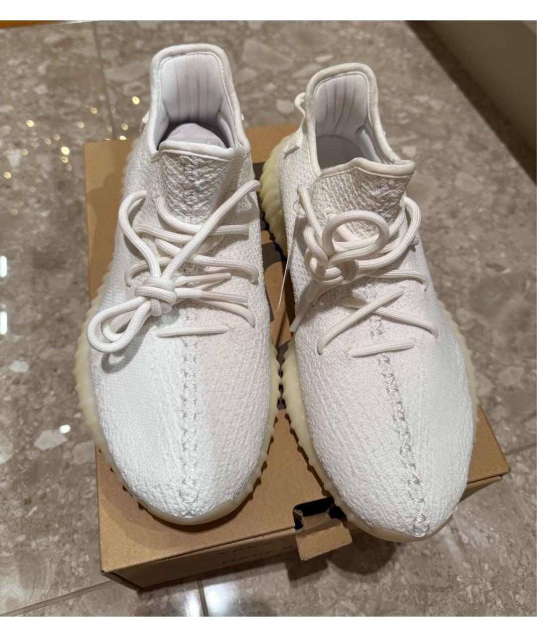 ADIDAS YEEZY Белые текстильные низкие кроссовки / кеды, фото 2