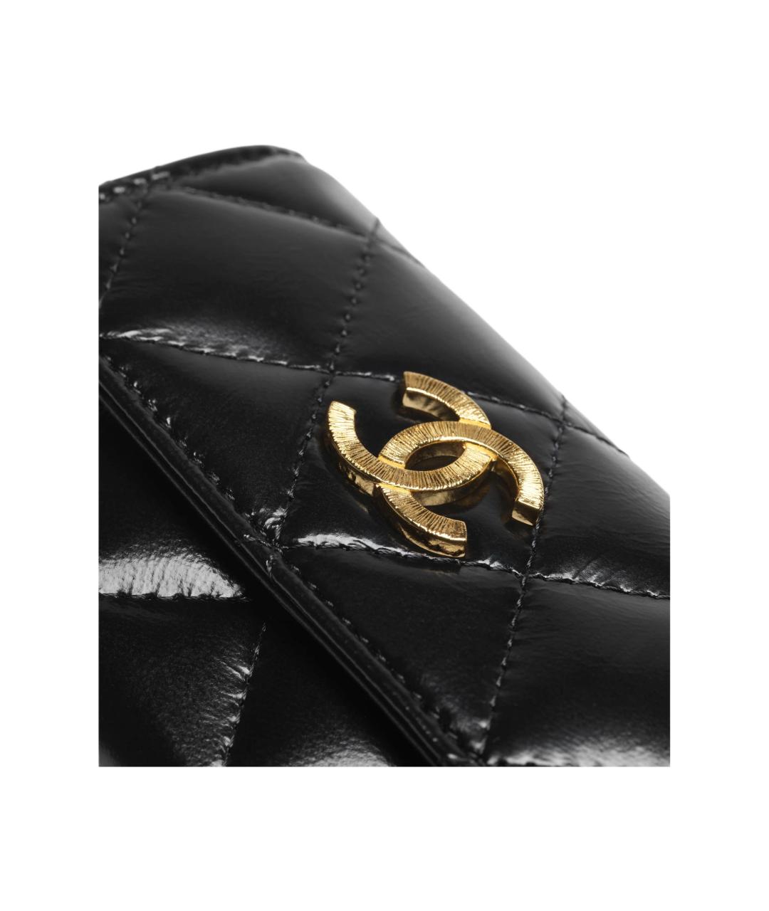 CHANEL Черный кардхолдер из лакированной кожи, фото 4