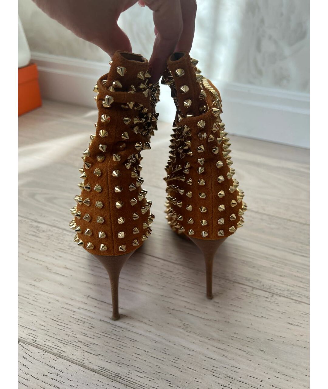 CHRISTIAN LOUBOUTIN Оранжевое замшевые ботильоны, фото 4