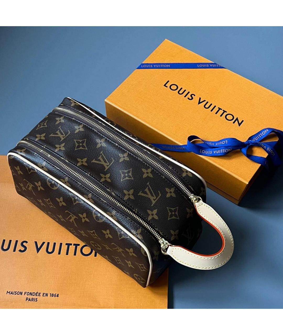 LOUIS VUITTON Коричневая кожаная косметичка, фото 2