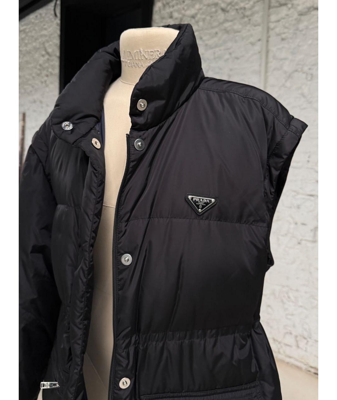 PRADA Черный полиэстеровый пуховик, фото 3