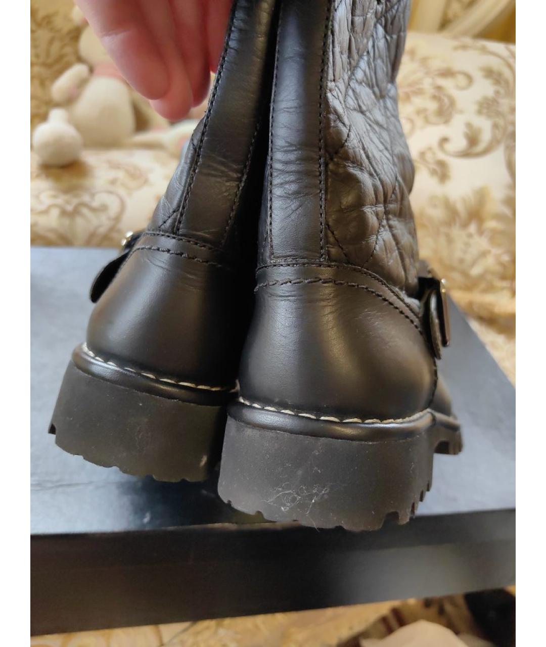 CHANEL Черные кожаные сапоги, фото 4
