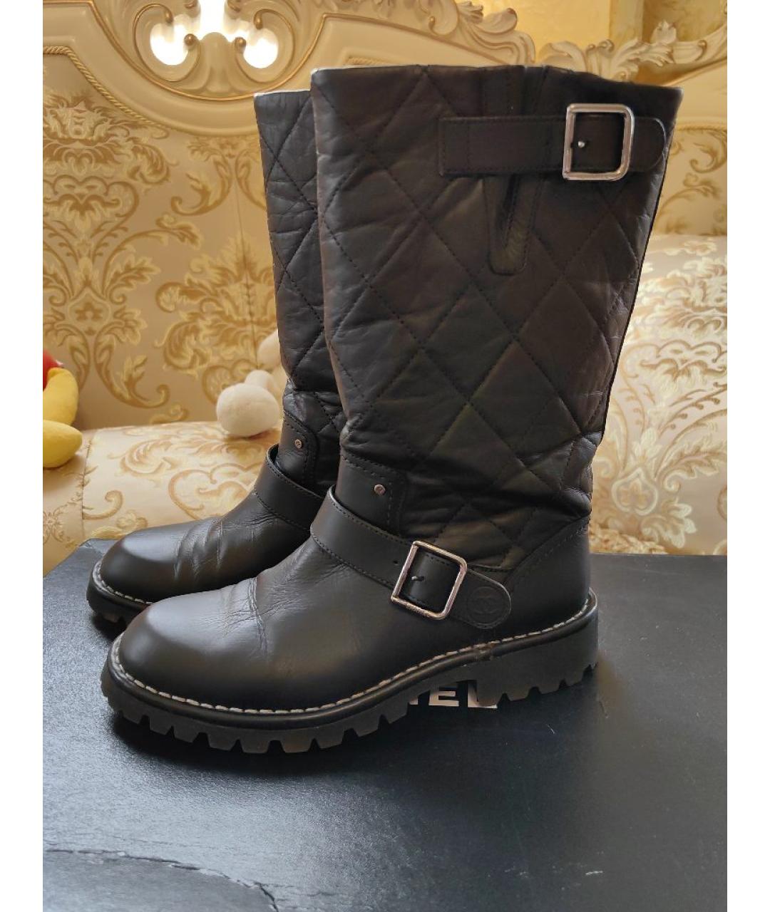 CHANEL Черные кожаные сапоги, фото 10