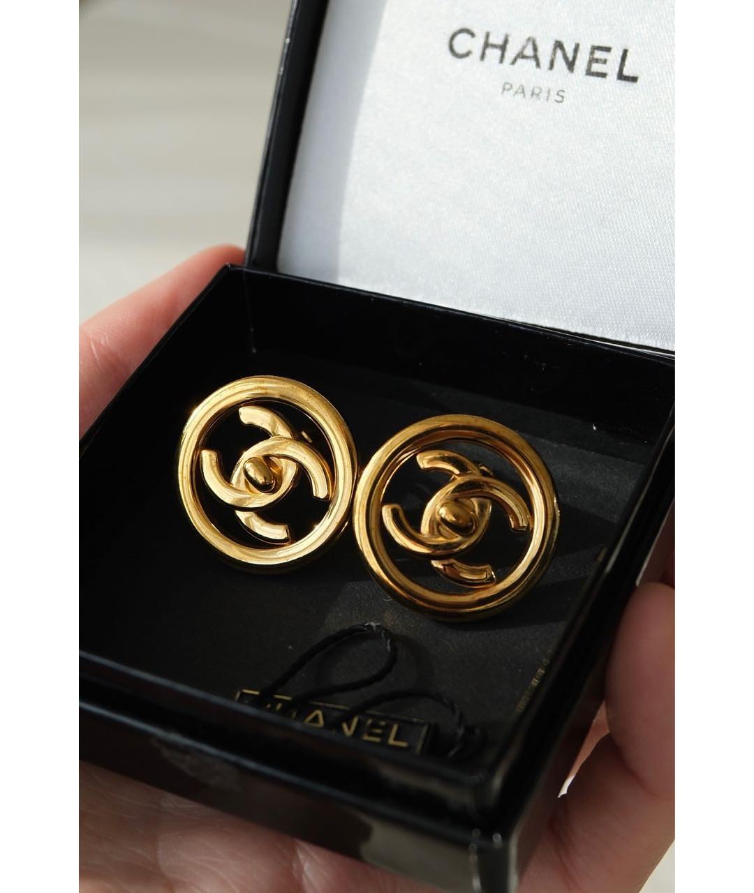 CHANEL Золотые металлические клипсы, фото 7