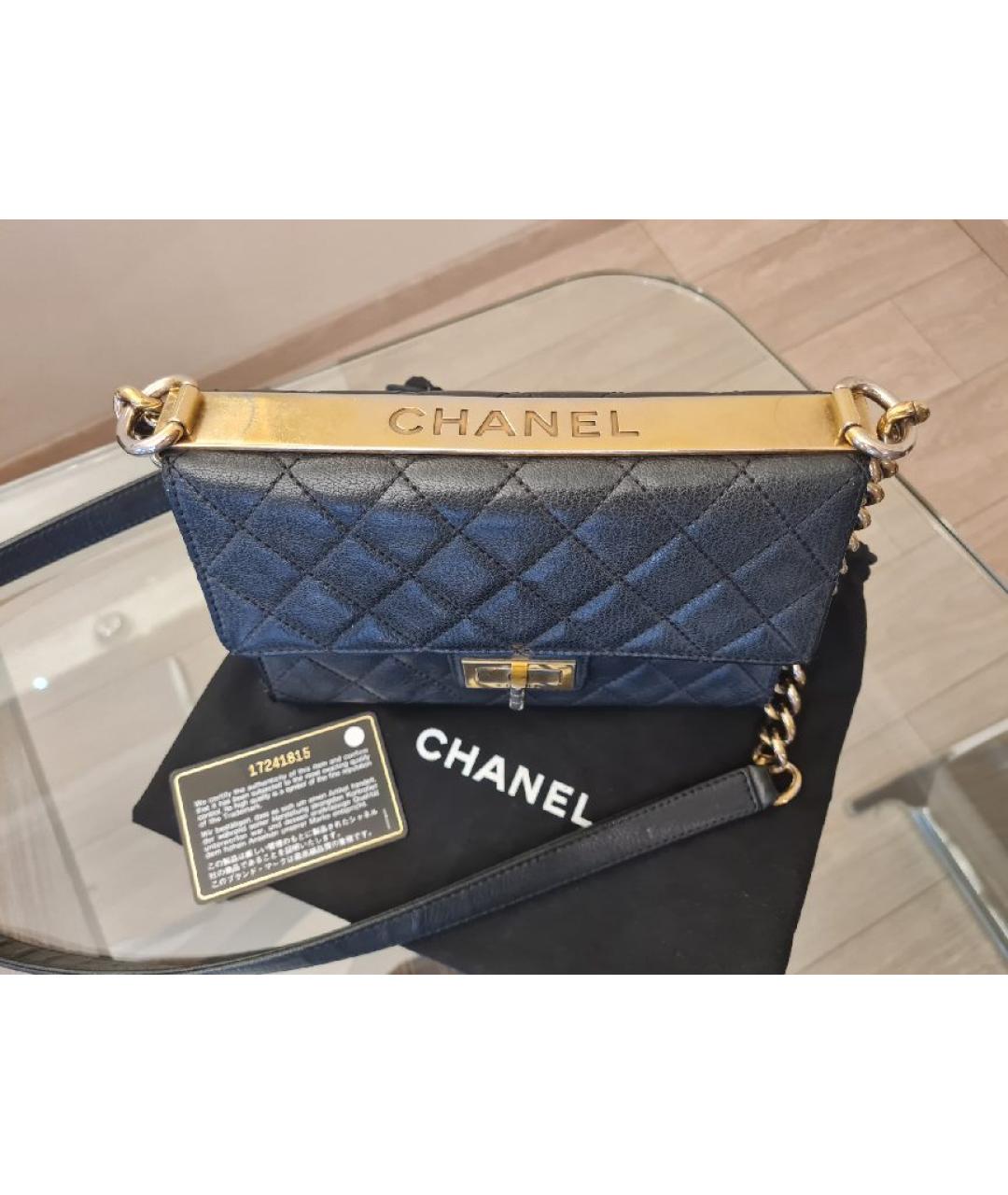 CHANEL Черная кожаная сумка через плечо, фото 2