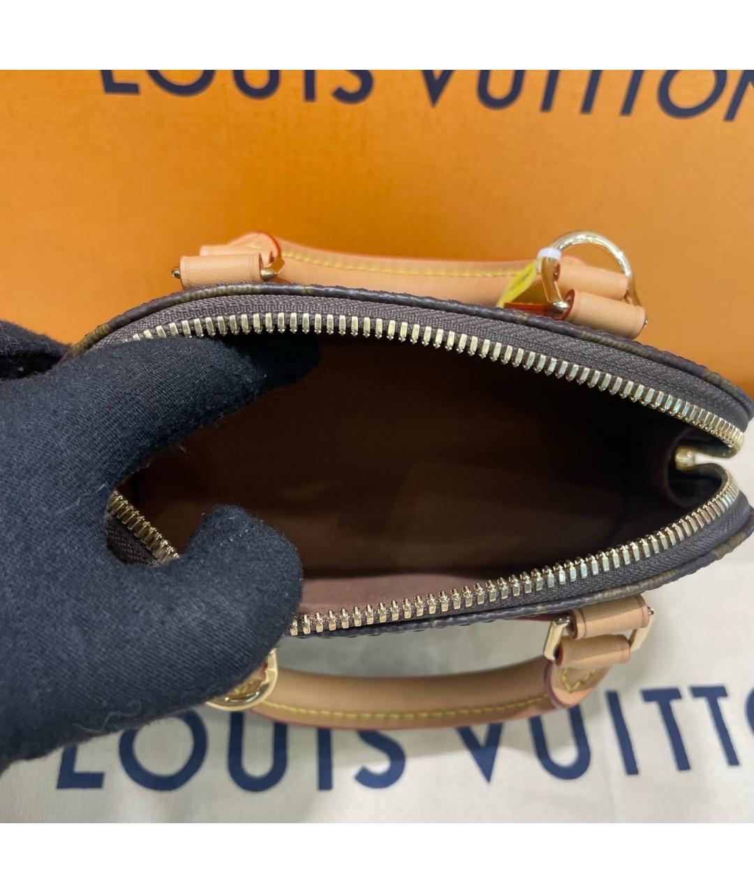 LOUIS VUITTON Коричневая сумка с короткими ручками, фото 6