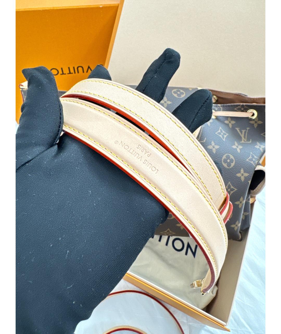 LOUIS VUITTON Коричневая сумка с короткими ручками из искусственной кожи, фото 8