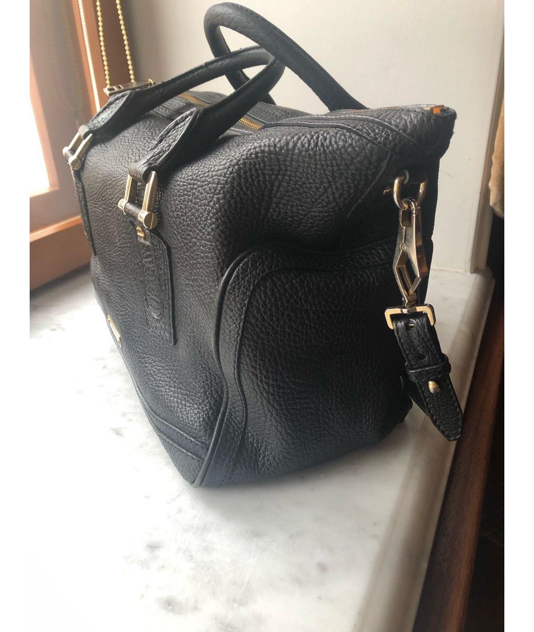 BURBERRY Черная кожаная сумка с короткими ручками, фото 2