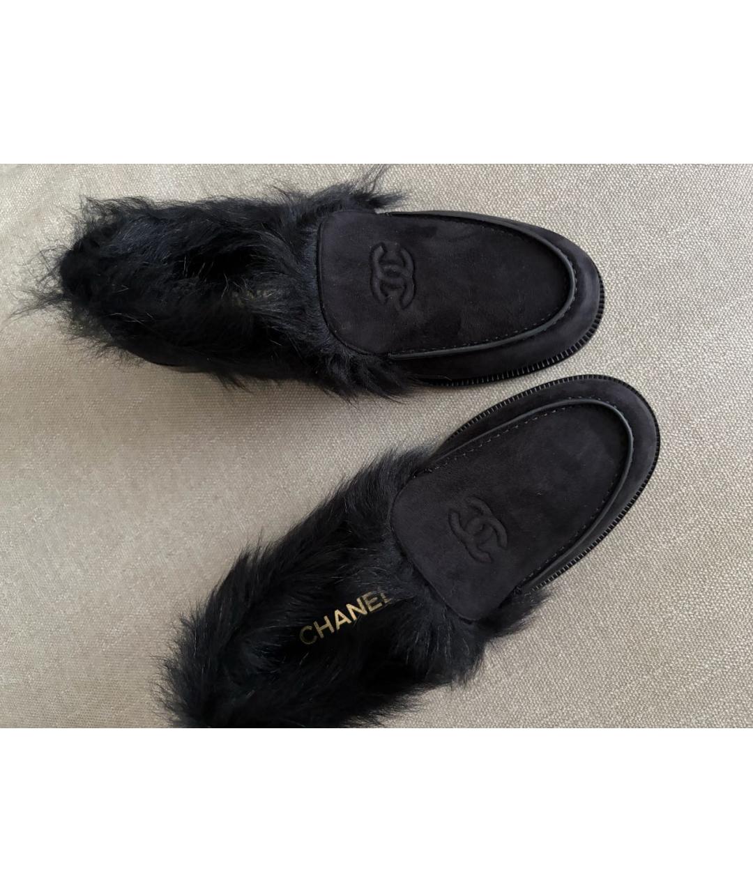 CHANEL Черные замшевые лоферы, фото 3