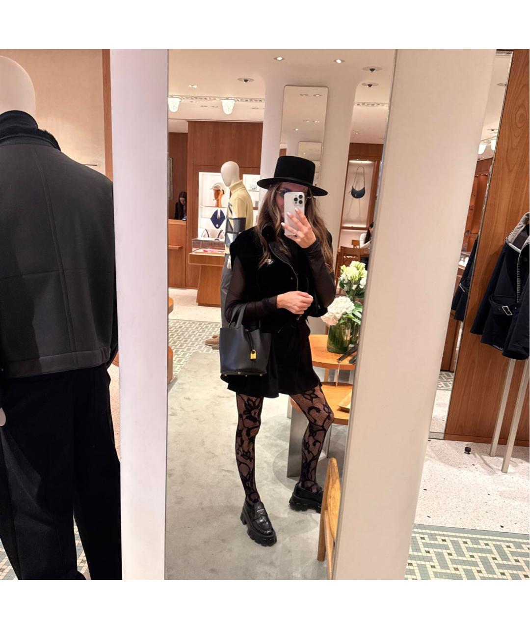 HERMES Черная кожаная сумка с короткими ручками, фото 4