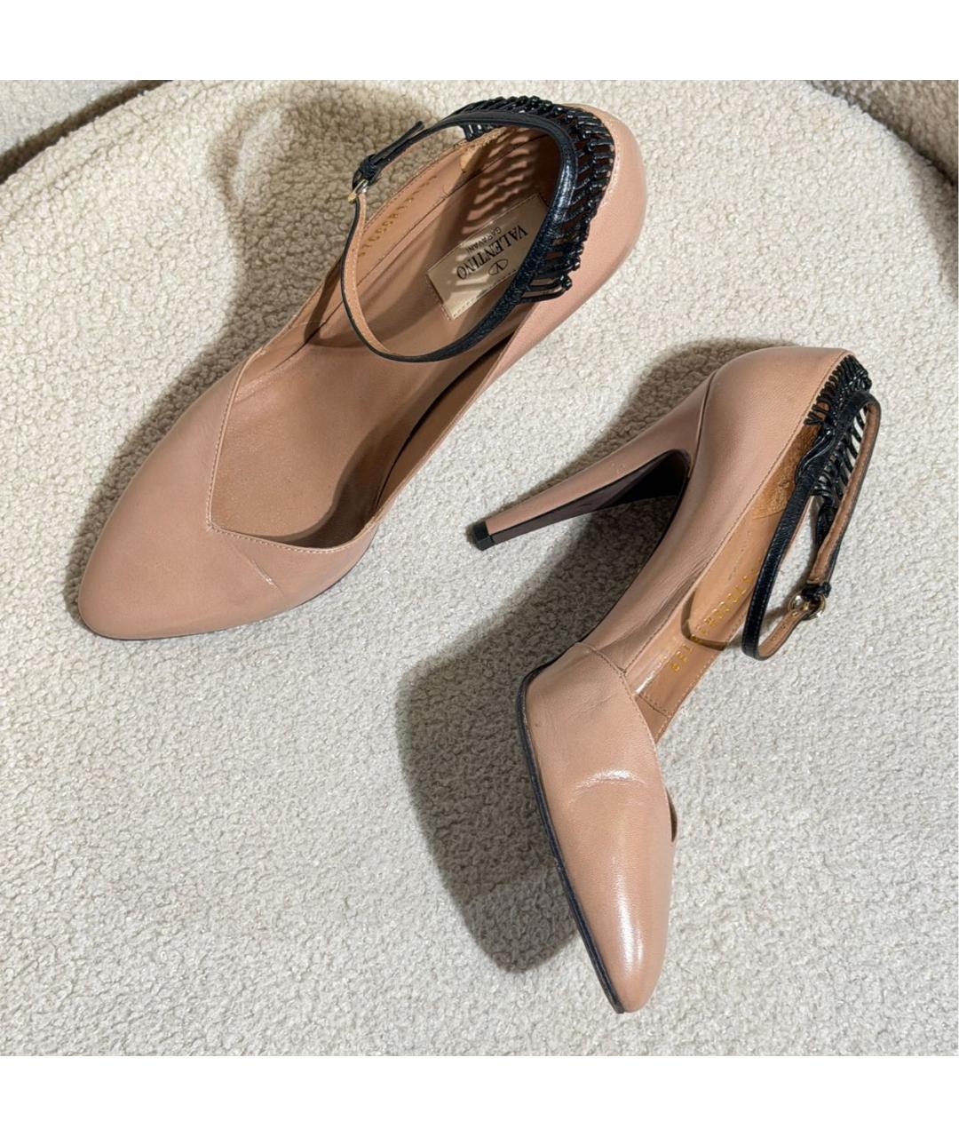 VALENTINO Бежевые кожаные туфли, фото 4