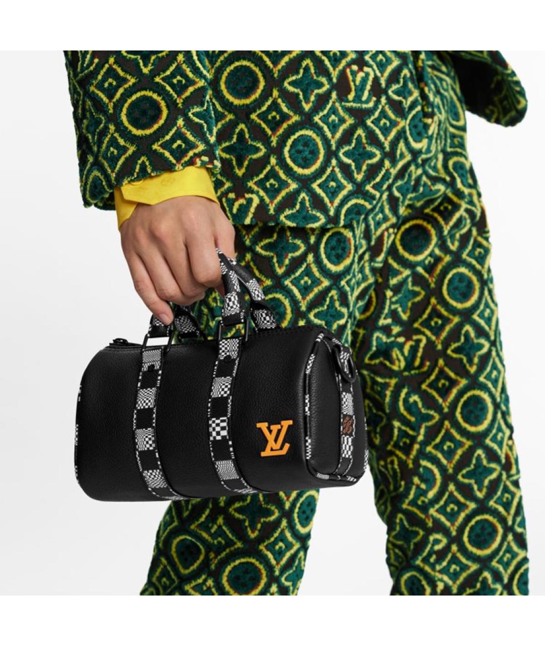 LOUIS VUITTON Черная кожаная сумка на плечо, фото 6